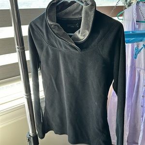 Brand new prana fleece top in small